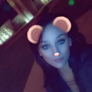 Meet your Posher, Kaitlyn